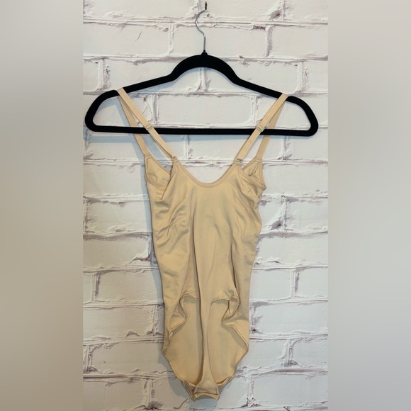 SKIMS Seamless Sculpt Thong Bodysuit Size Large - Picture 5 of 7